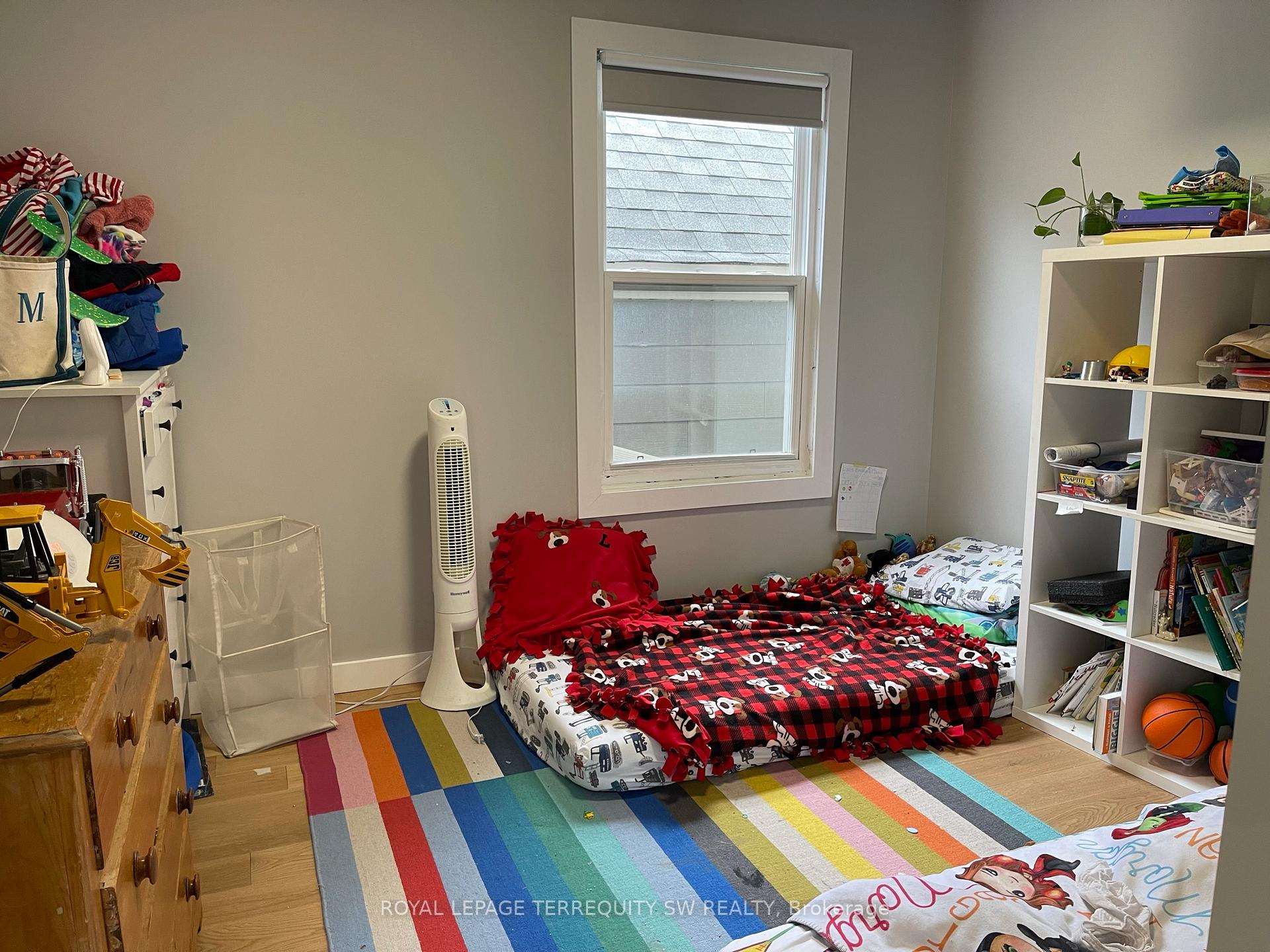 Photo 4 of Unit Upper, 22 Wheeler Avenue, Toronto, The Beaches — HOMEH
