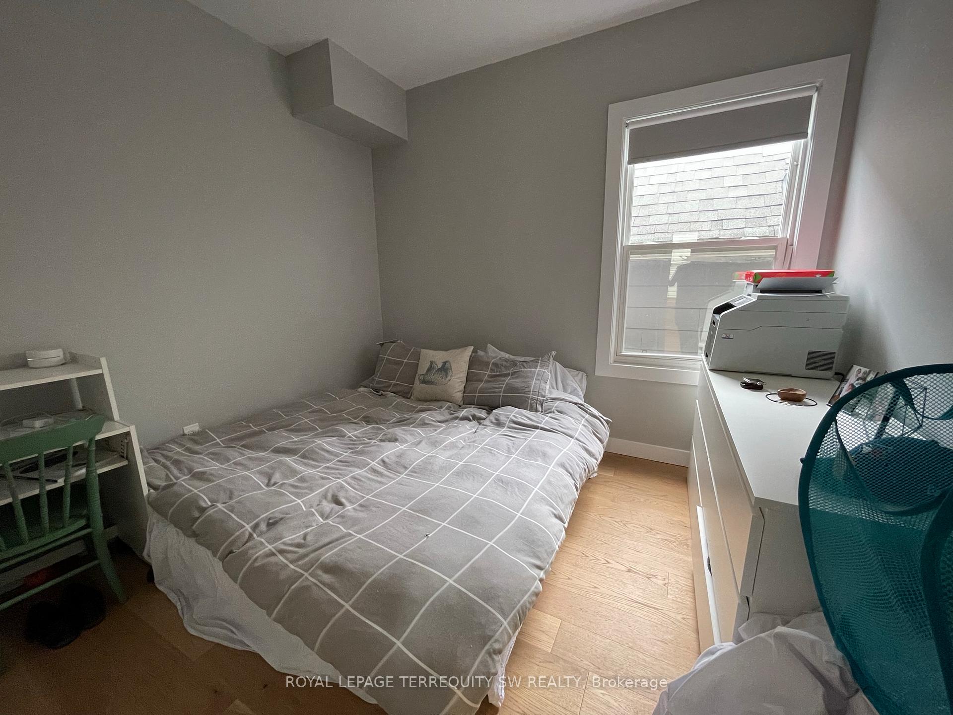 Photo 8 of Unit Upper, 22 Wheeler Avenue, Toronto, The Beaches — HOMEH
