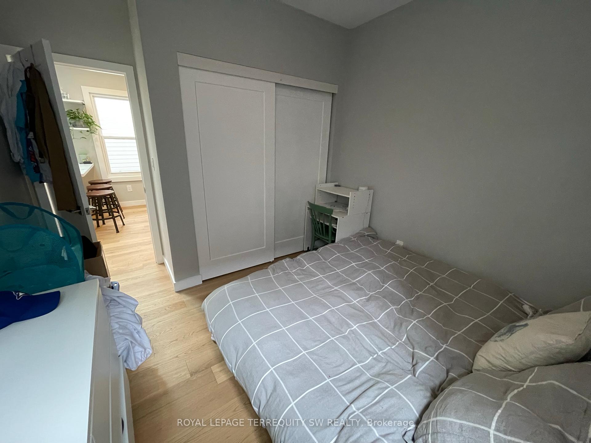 Photo 6 of Unit Upper, 22 Wheeler Avenue, Toronto, The Beaches — HOMEH