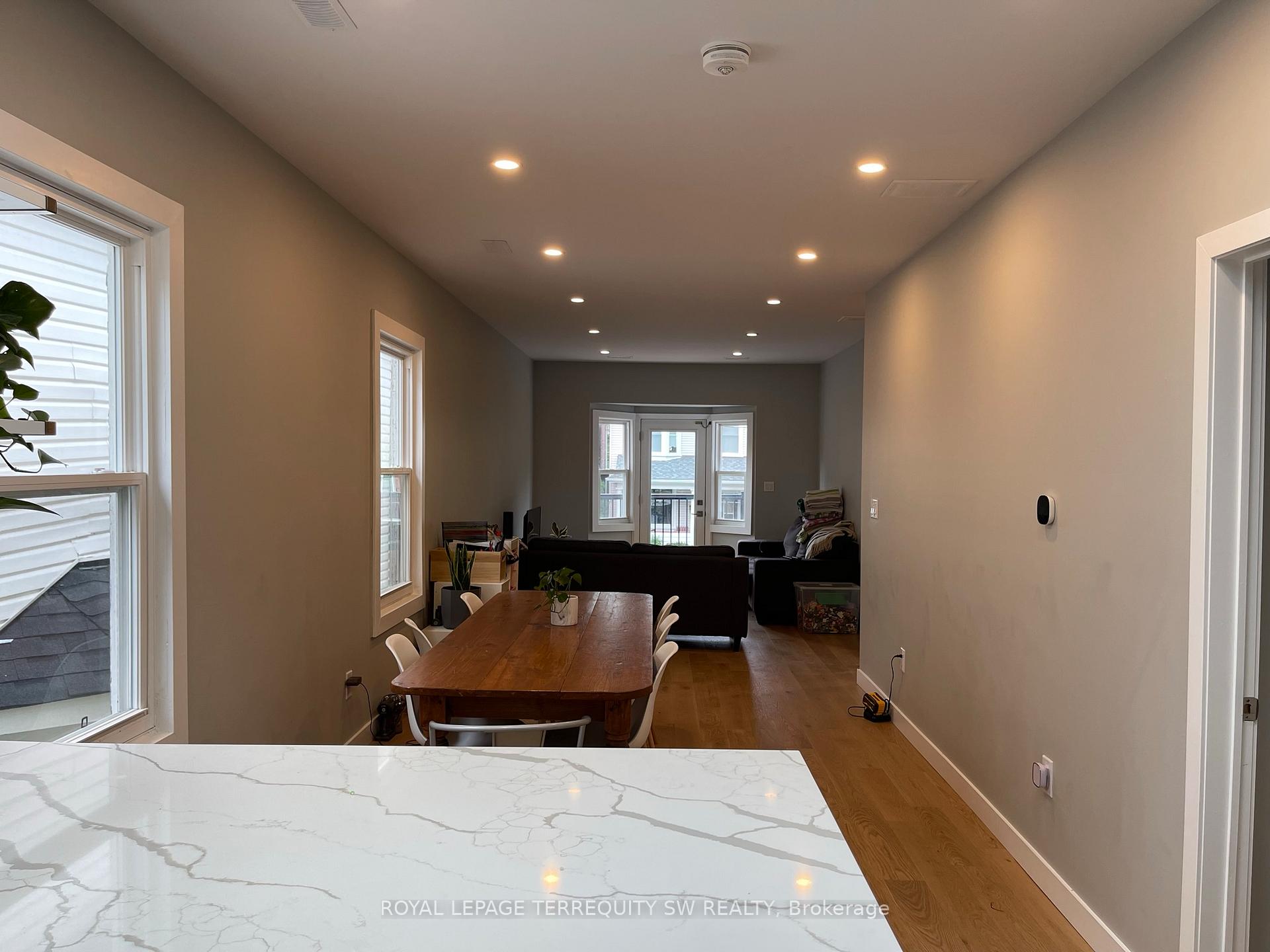 Photo 22 of Unit Upper, 22 Wheeler Avenue, Toronto, The Beaches — HOMEH