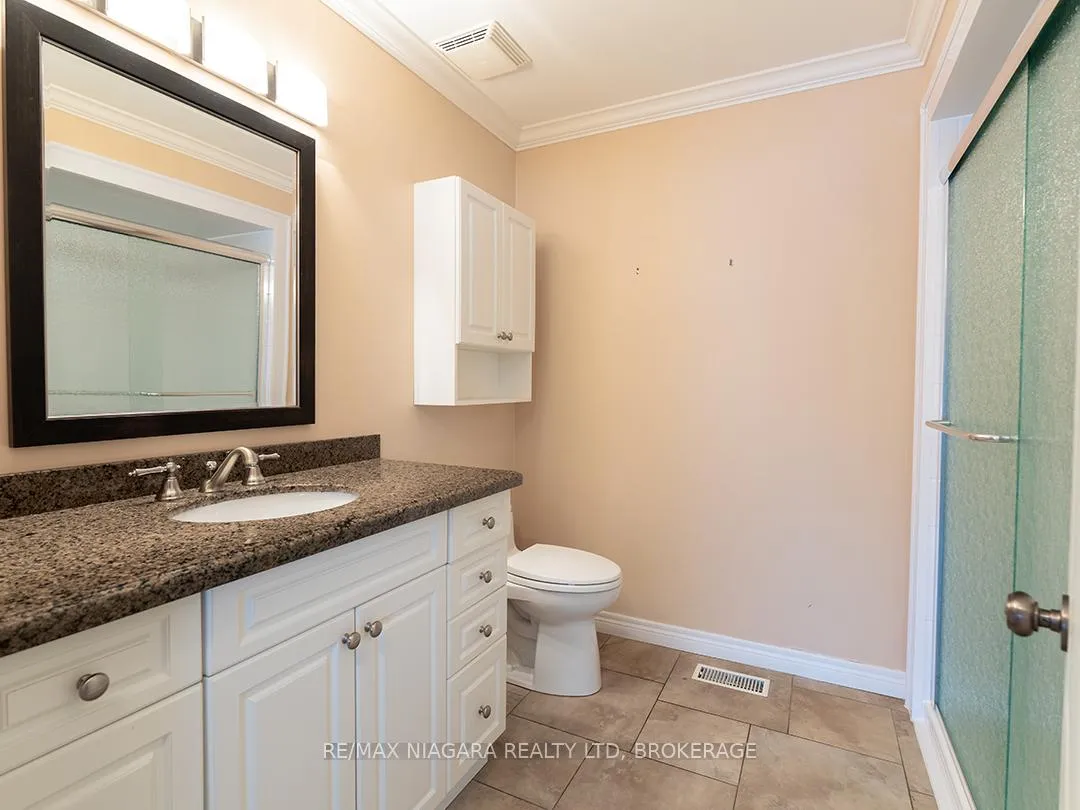 Photo 16 of 57 Maple Street, Port Colborne, Sugarloaf — HOMEH