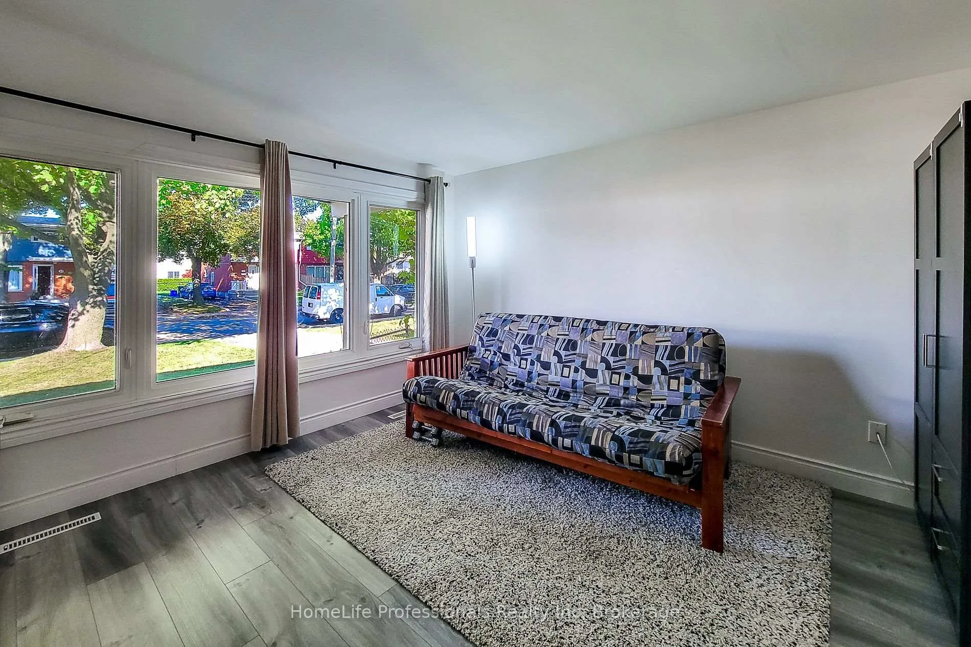 Photo 13 of 14 Ronaldshay Avenue, Hamilton, Greeningdon — HOMEH