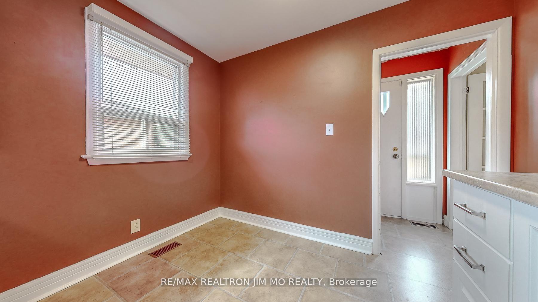 Photo 16 of 91 Byng Avenue, Oshawa, Centennial — HOMEH
