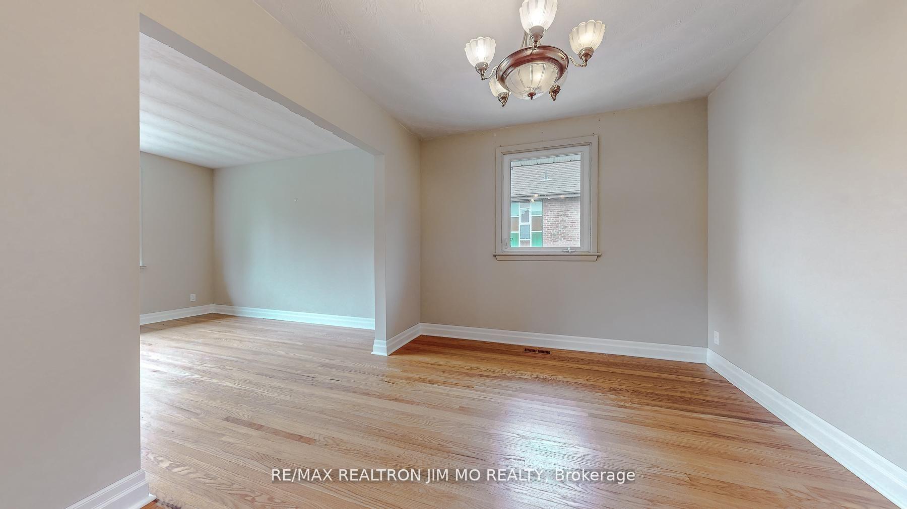 Photo 5 of 91 Byng Avenue, Oshawa, Centennial — HOMEH