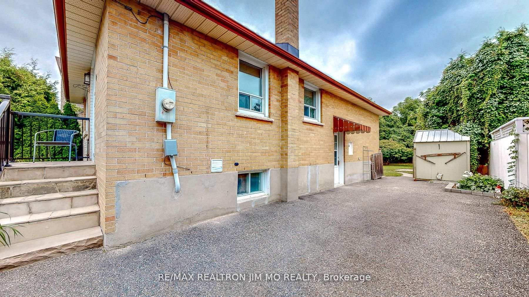 Photo 34 of 91 Byng Avenue, Oshawa, Centennial — HOMEH