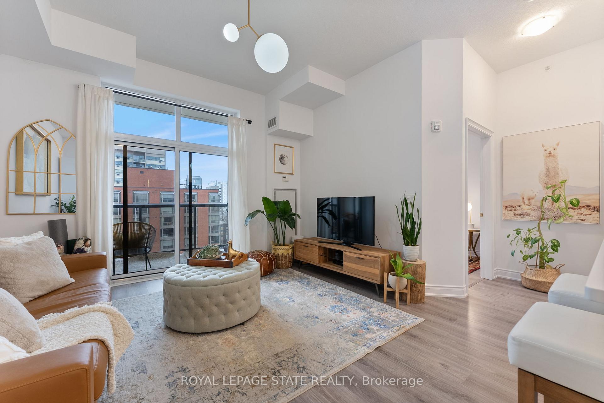 Photo 1 of Unit 1008, 81 Robinson Street, Hamilton, Durand — HOMEH