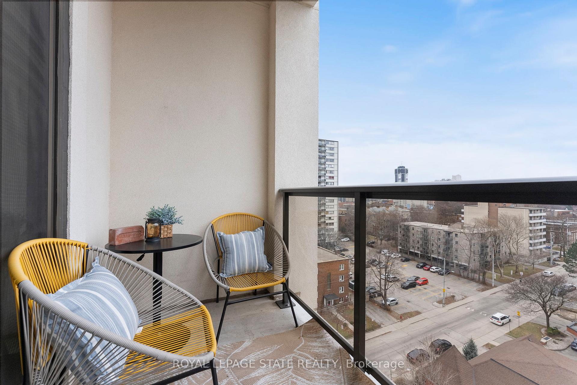 Photo 17 of Unit 1008, 81 Robinson Street, Hamilton, Durand — HOMEH