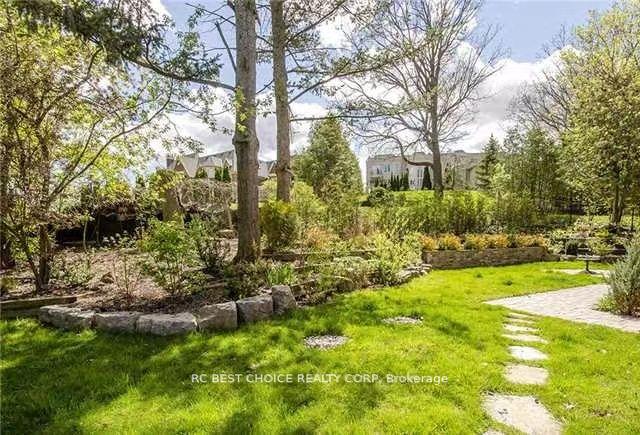 Photo 7 of C-29 Mill Street, Vaughan, Uplands — HOMEH