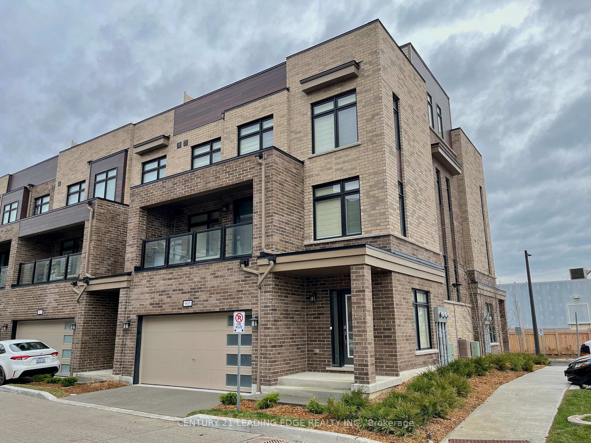 Front of Unit 905, 1865 Pickering Parkway