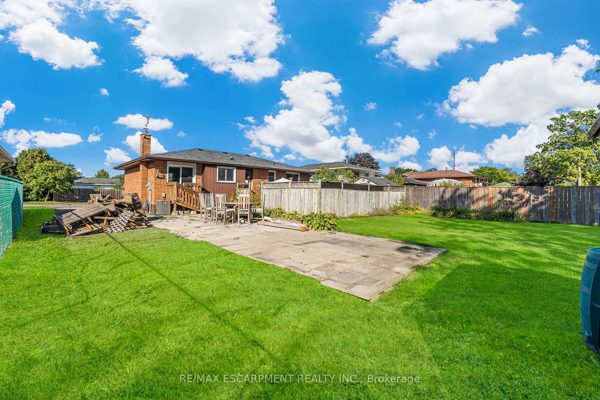 Photo 15 of Unit Main, 110 Pinehurst Drive, Welland, N. Welland — HOMEH