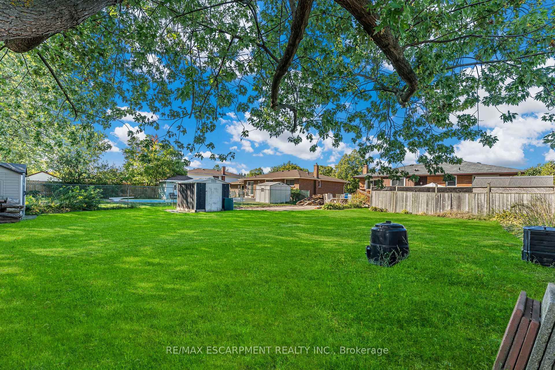 Photo 16 of Unit Main, 110 Pinehurst Drive, Welland, N. Welland — HOMEH