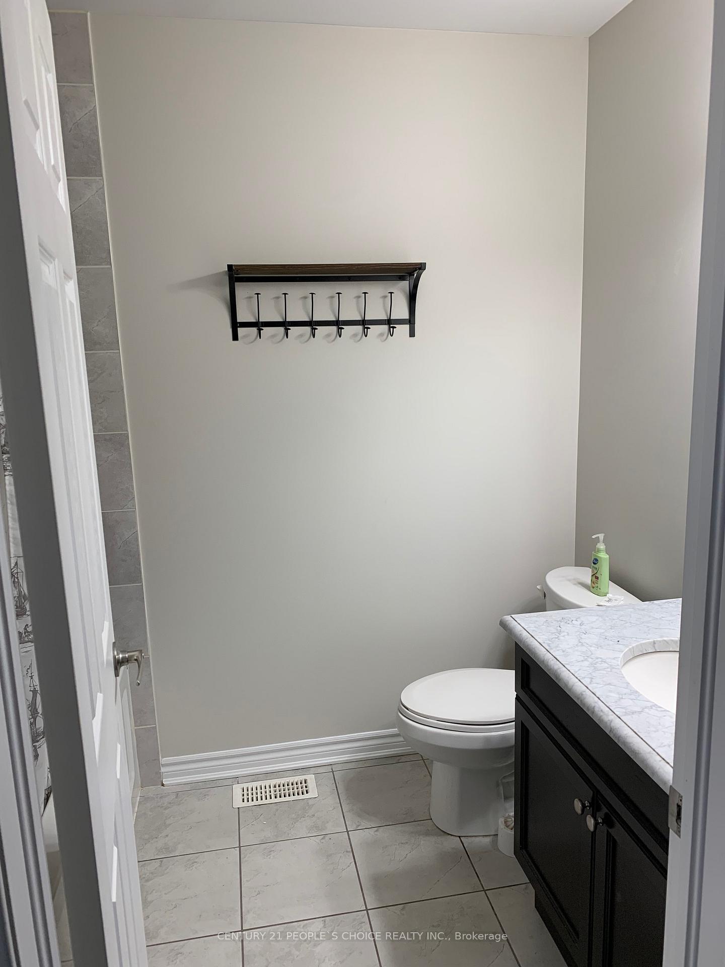 Photo 7 of 72 Fenchurch Drive, Brampton, Northwest Brampton — HOMEH