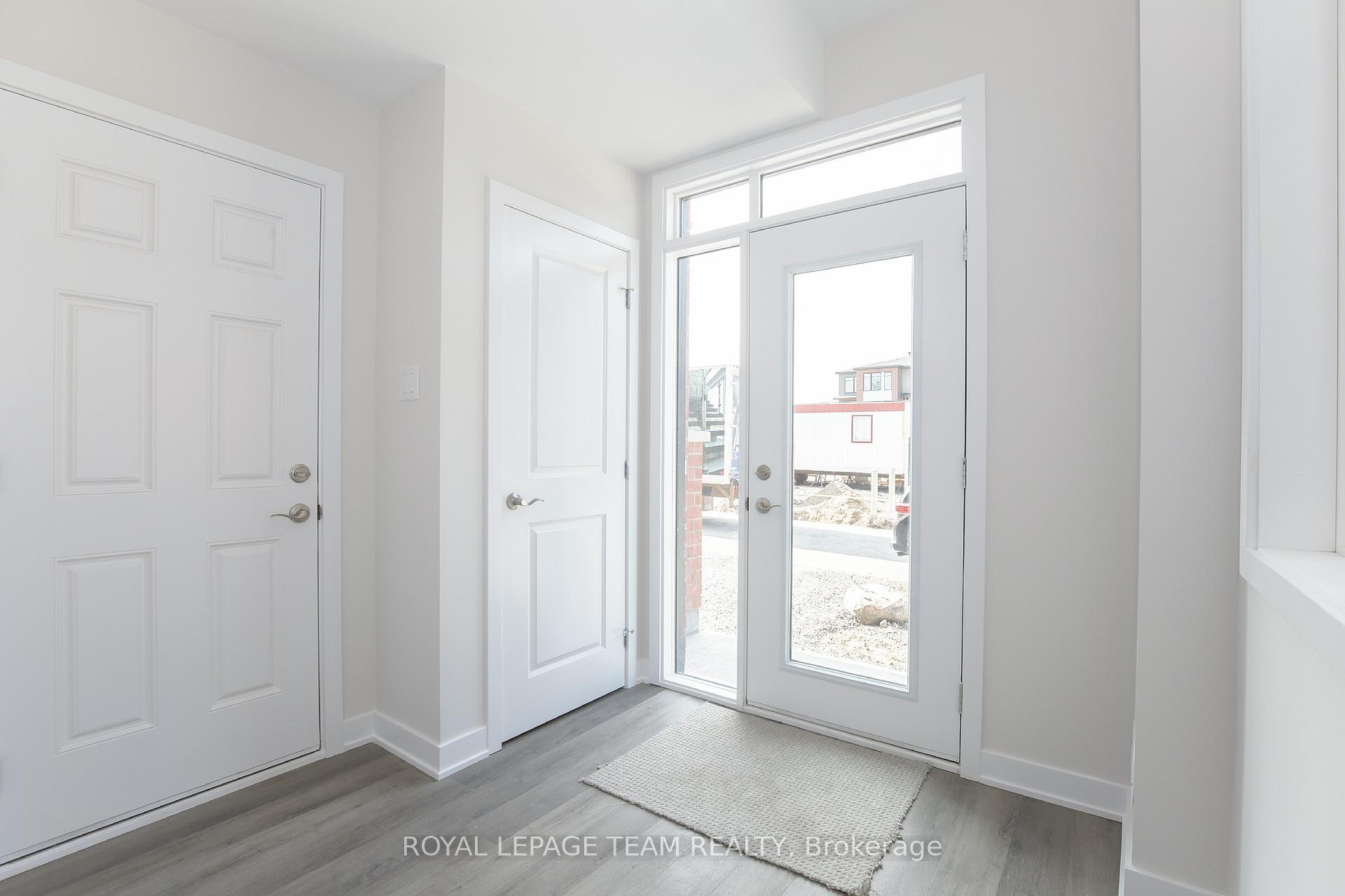 Photo 5 of 206 Tussock Private, Ottawa, Blossom Park/Kemp Park/Findlay Creek — HOMEH
