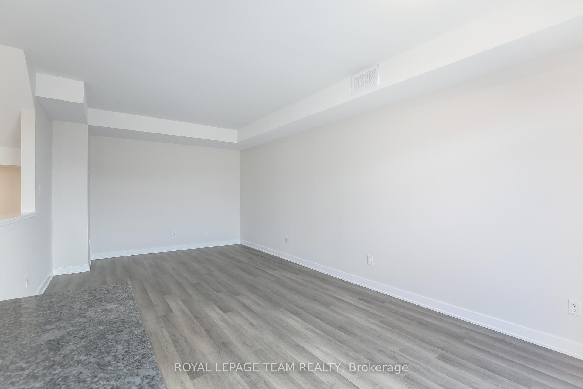 Photo 27 of 206 Tussock Private, Ottawa, Blossom Park/Kemp Park/Findlay Creek — HOMEH