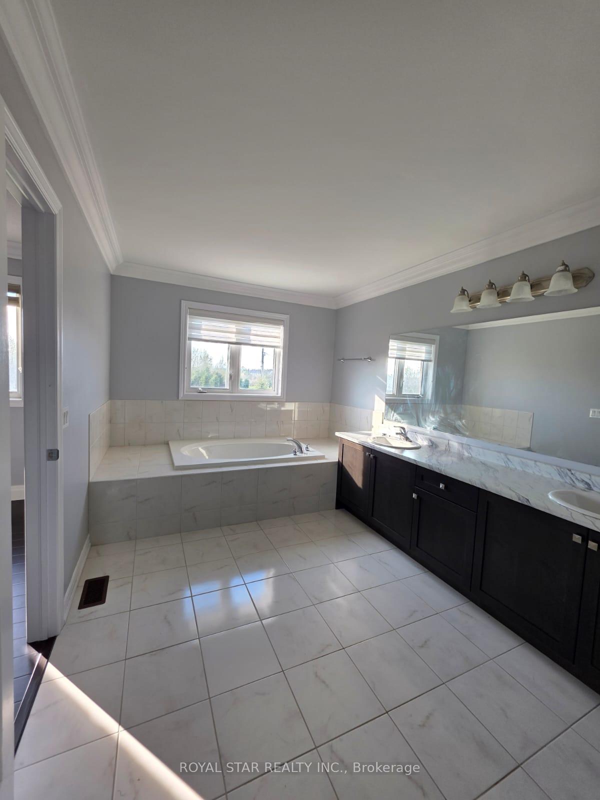 Photo 6 of 146 Newhouse Boulevard, Caledon, Rural Caledon — HOMEH