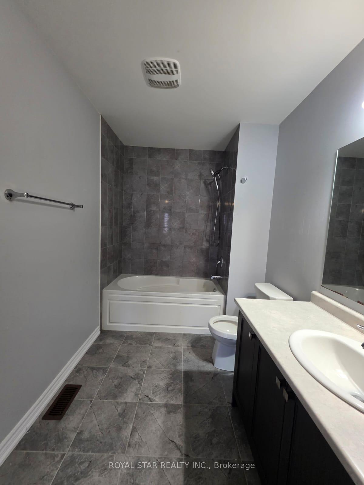Photo 5 of 146 Newhouse Boulevard, Caledon, Rural Caledon — HOMEH