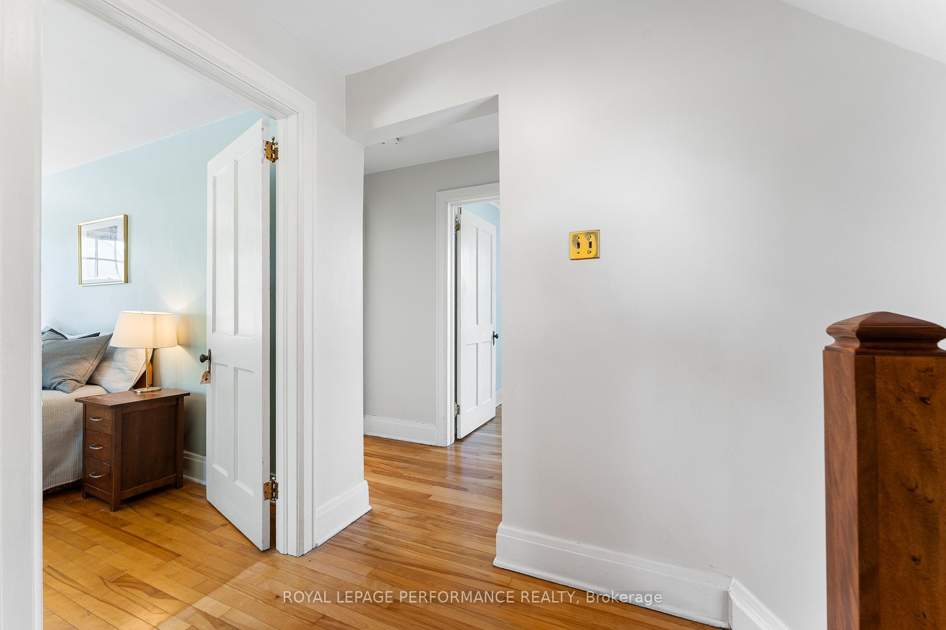 Photo 25 of 458 Melbourne Avenue, Ottawa, McKellar/Highland — HOMEH