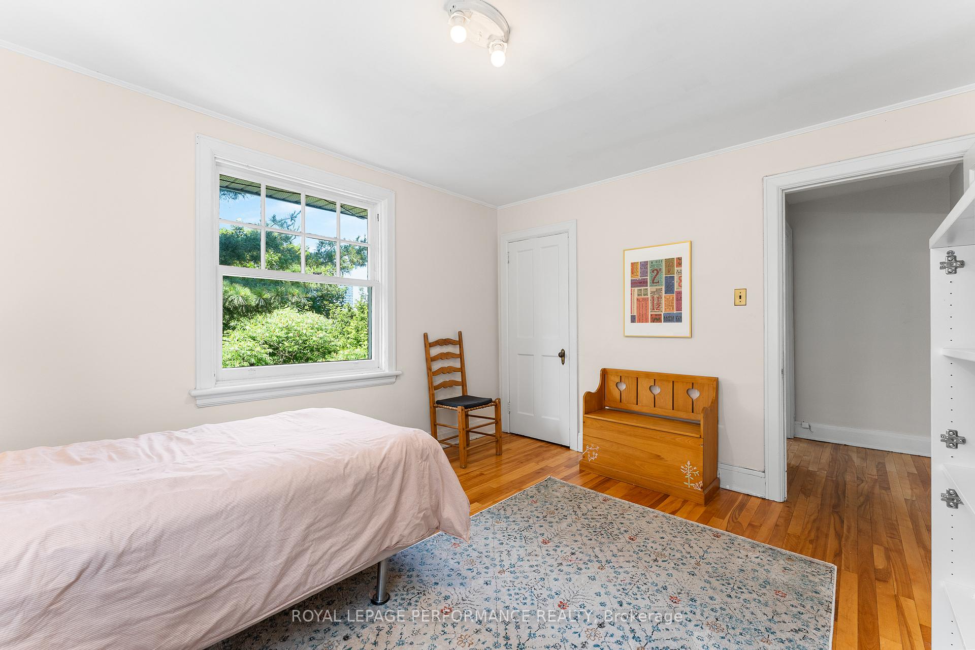 Photo 23 of 458 Melbourne Avenue, Ottawa, McKellar/Highland — HOMEH