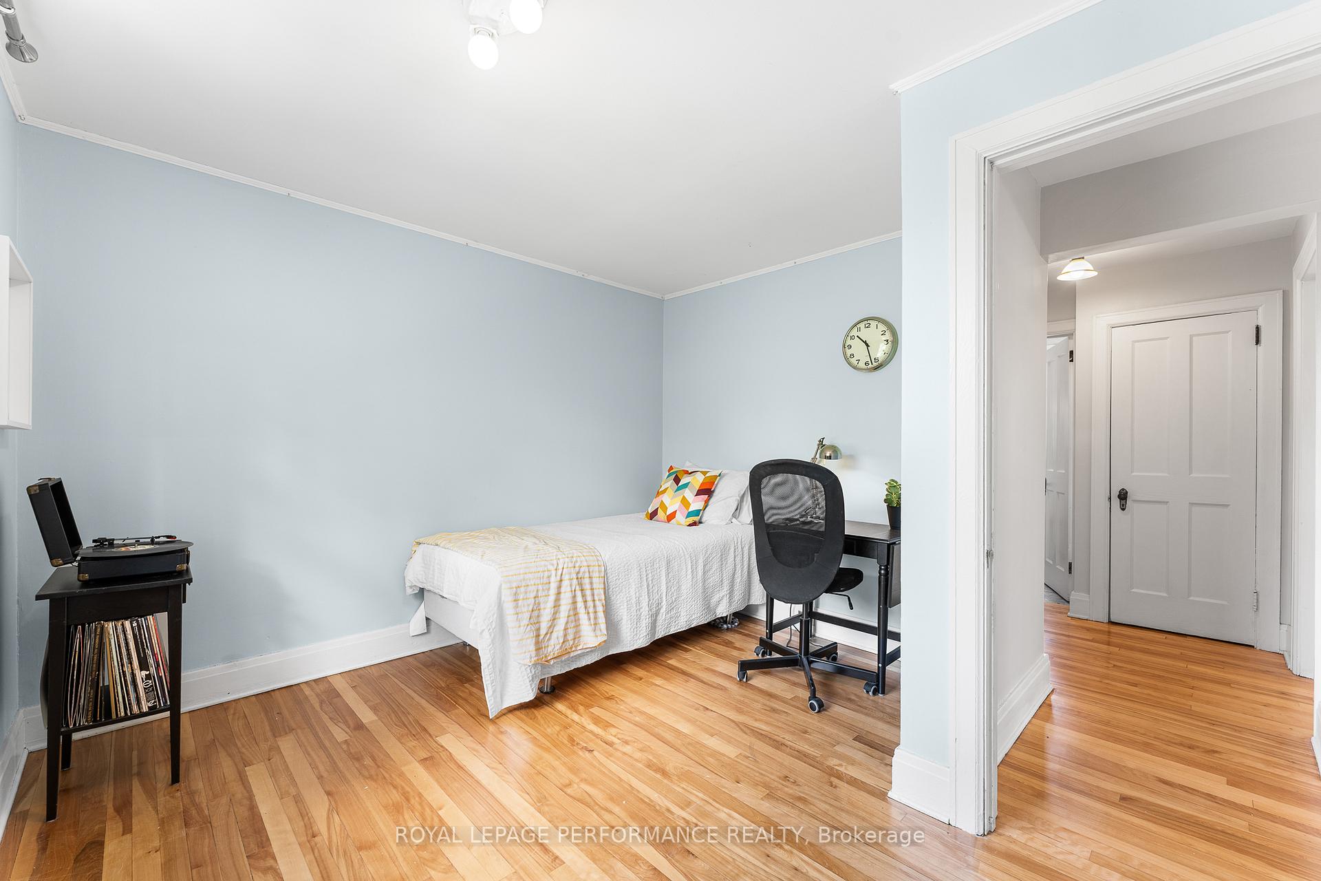Photo 22 of 458 Melbourne Avenue, Ottawa, McKellar/Highland — HOMEH