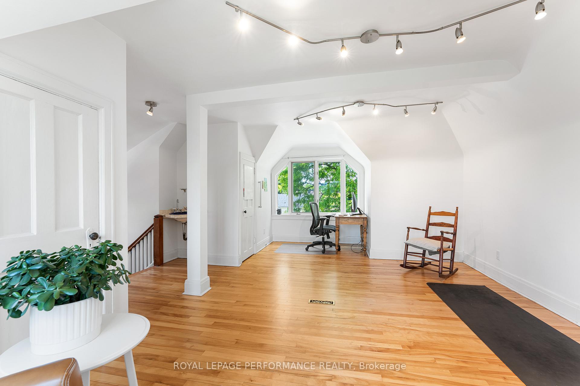 Photo 35 of 458 Melbourne Avenue, Ottawa, McKellar/Highland — HOMEH