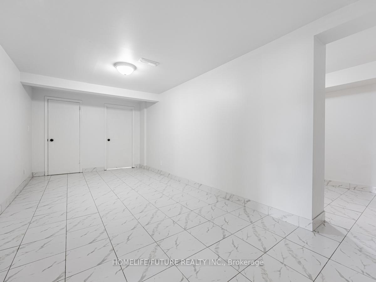 Photo 3 of Unit 2 Lower, 113 Harmony Road N, Oshawa, Eastdale — HOMEH