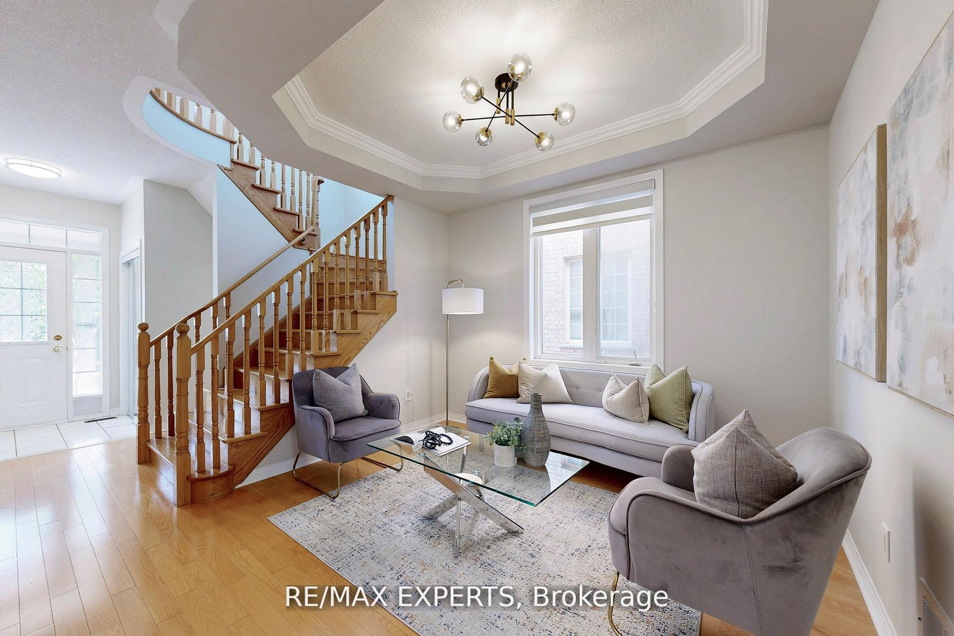 Photo 3 of 187 Hopecrest Road, Markham, Cachet — HOMEH