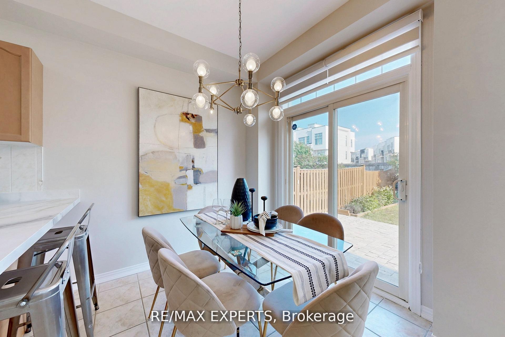 Photo 8 of 187 Hopecrest Road, Markham, Cachet — HOMEH