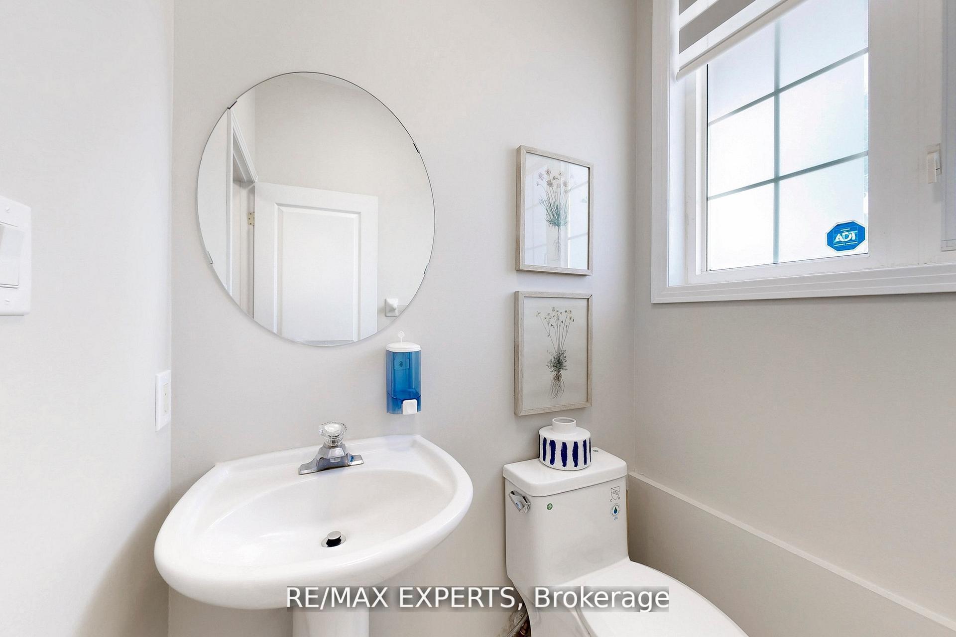 Photo 4 of 187 Hopecrest Road, Markham, Cachet — HOMEH