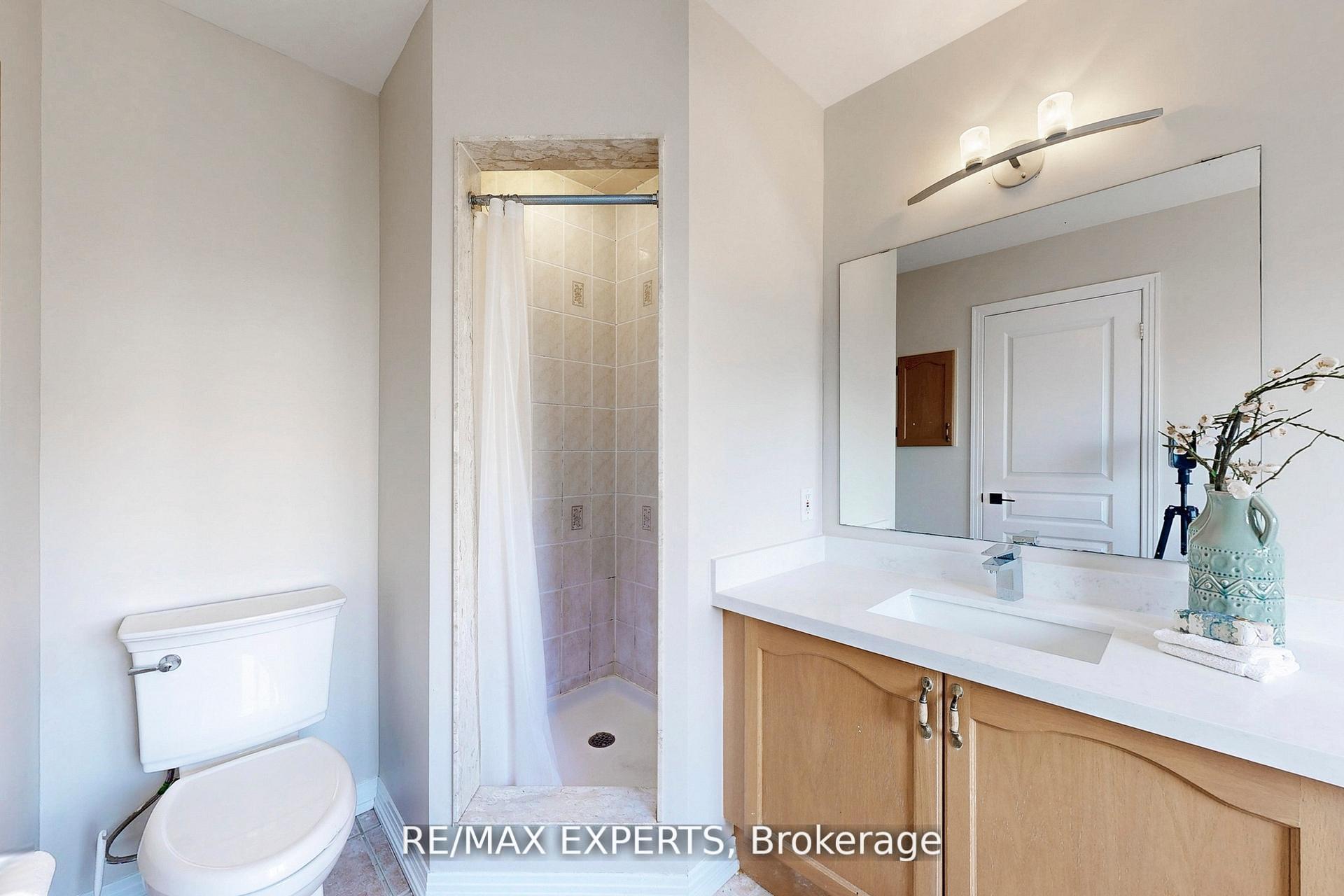 Photo 18 of 187 Hopecrest Road, Markham, Cachet — HOMEH