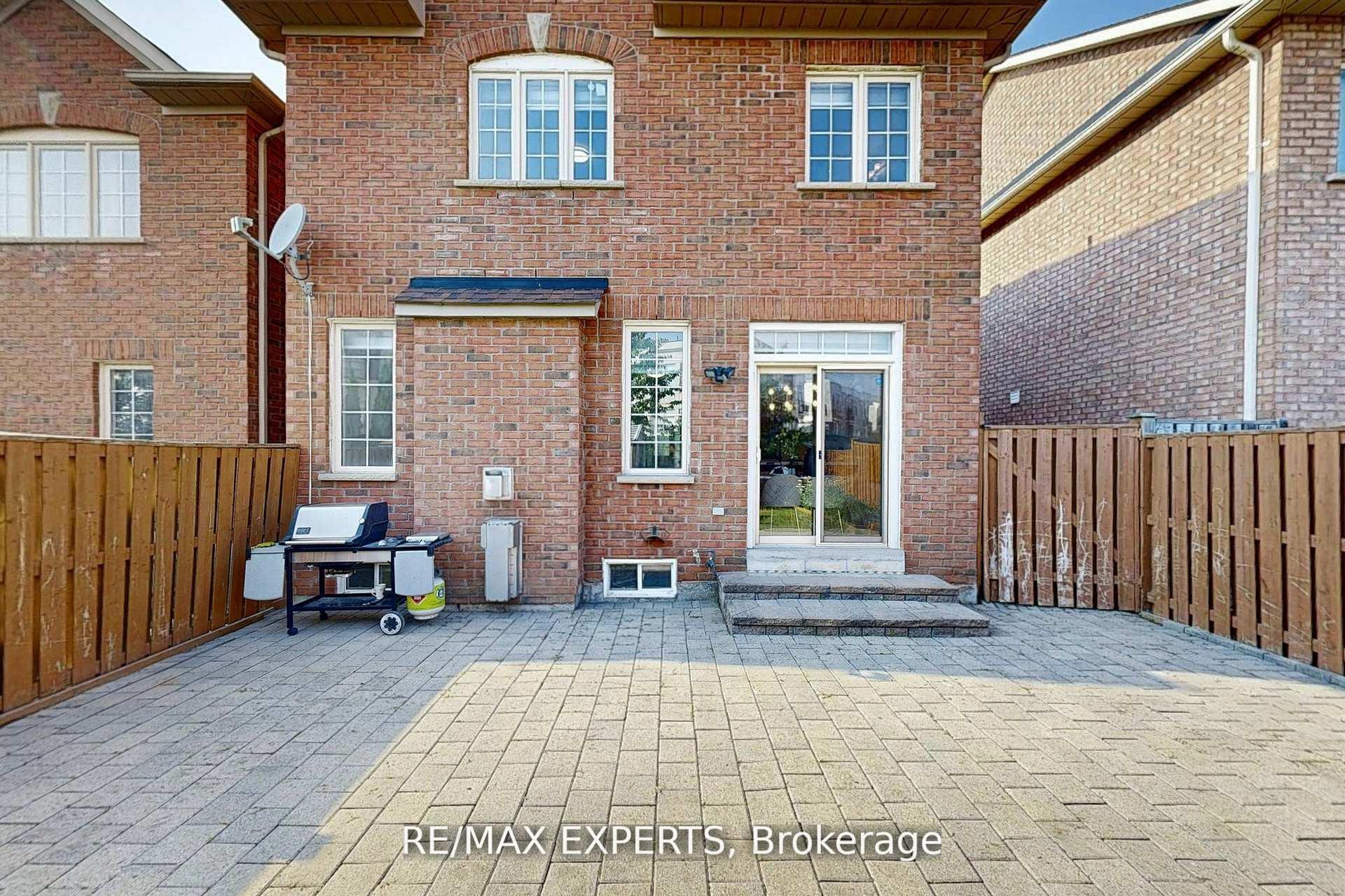 Photo 32 of 187 Hopecrest Road, Markham, Cachet — HOMEH