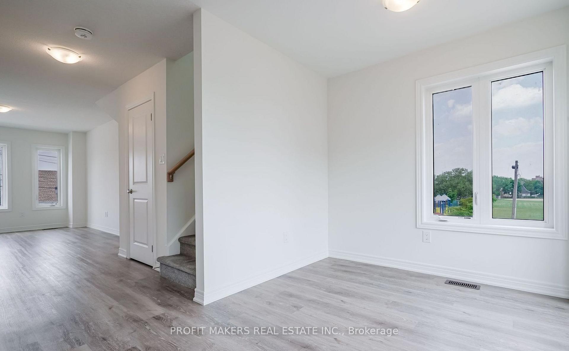 Photo 18 of 38 Reid Avenue N, Hamilton, McQuesten — HOMEH