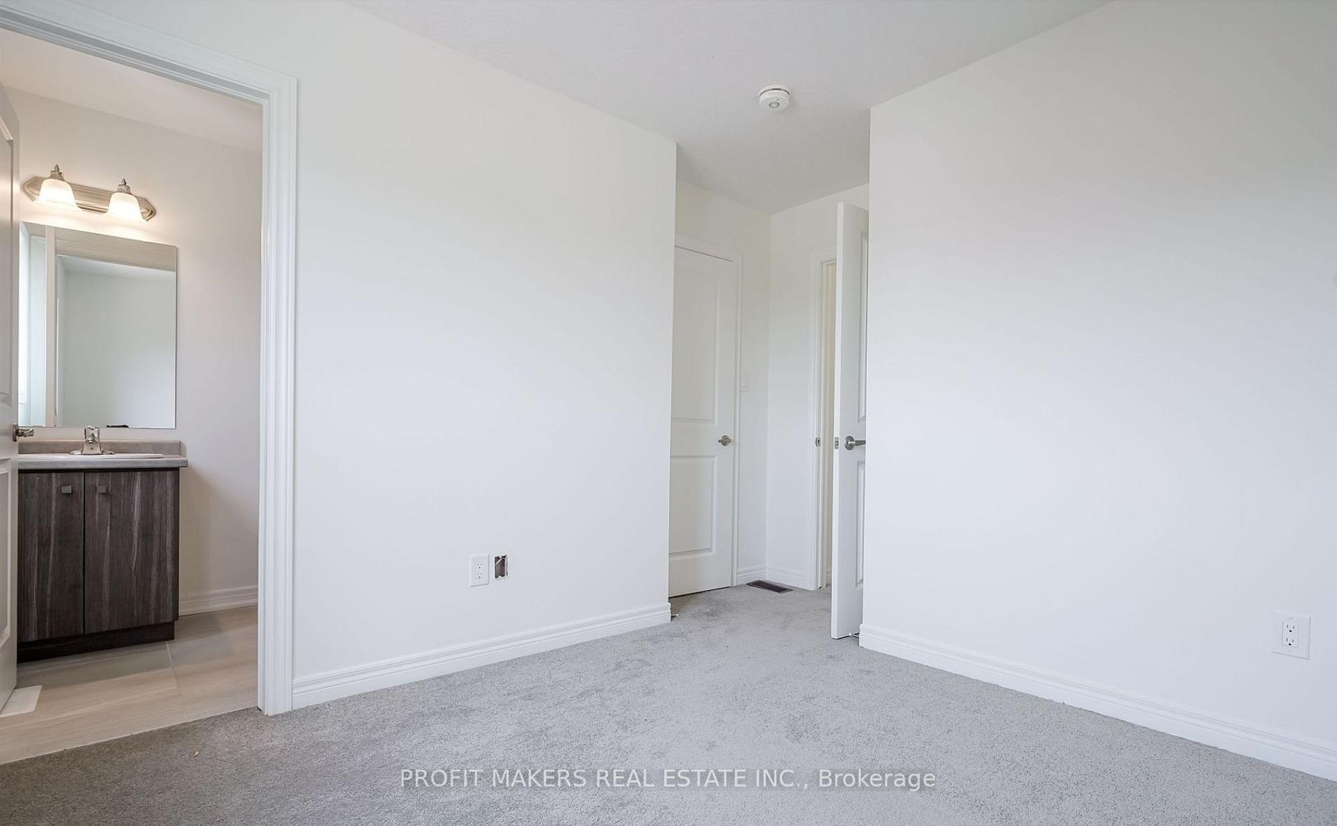 Photo 15 of 38 Reid Avenue N, Hamilton, McQuesten — HOMEH