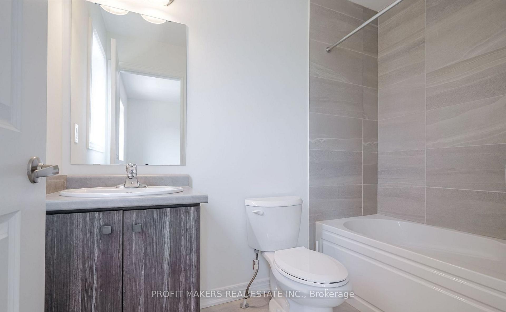 Photo 12 of 38 Reid Avenue N, Hamilton, McQuesten — HOMEH