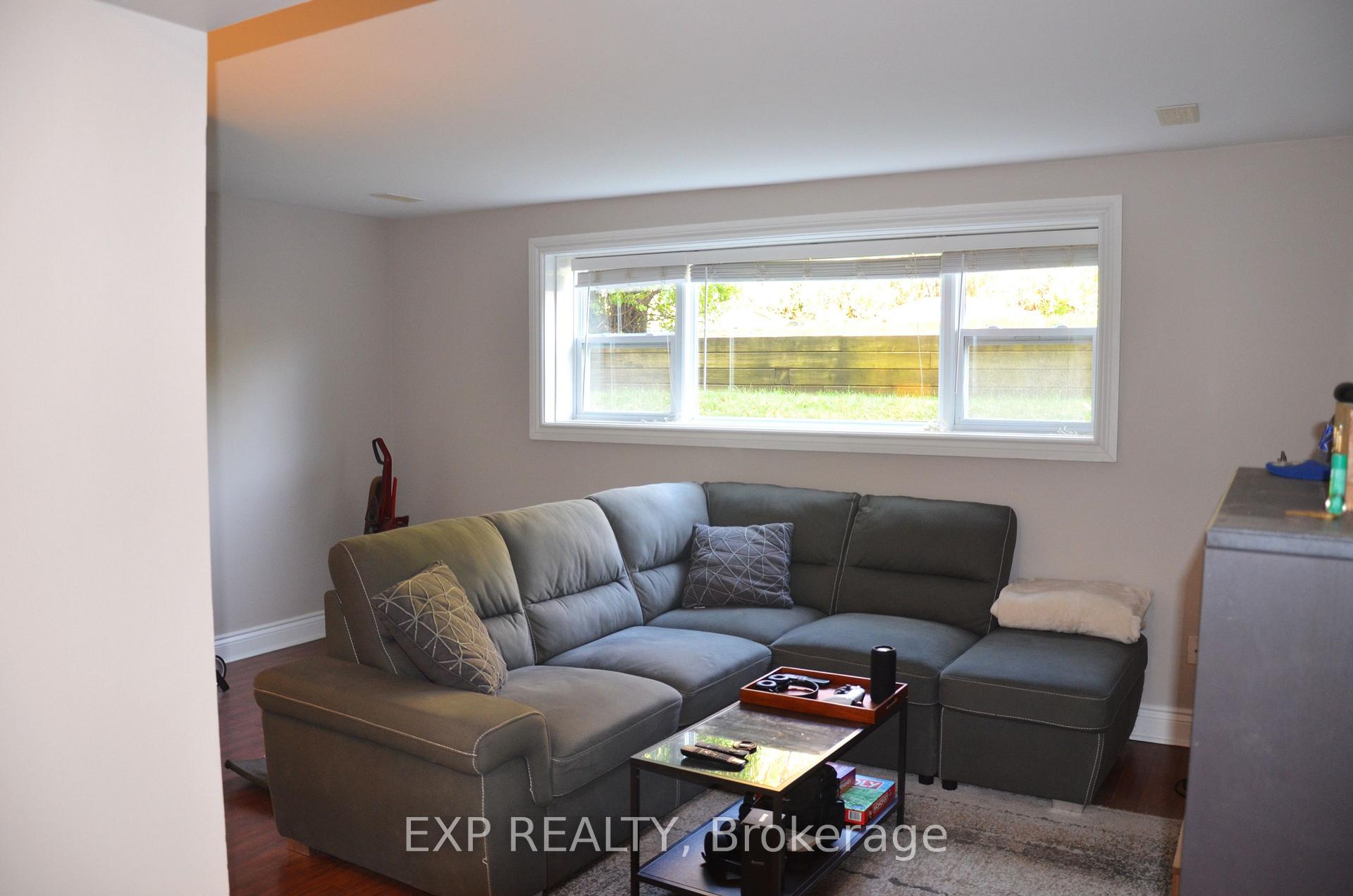 Photo 6 of Unit 1, 42 Lavergne Street, Ottawa, Vanier — HOMEH