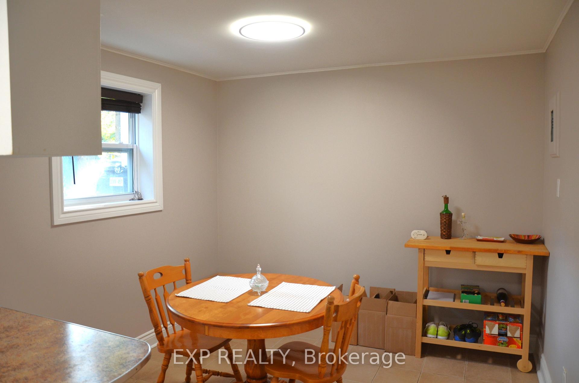 Photo 5 of Unit 1, 42 Lavergne Street, Ottawa, Vanier — HOMEH