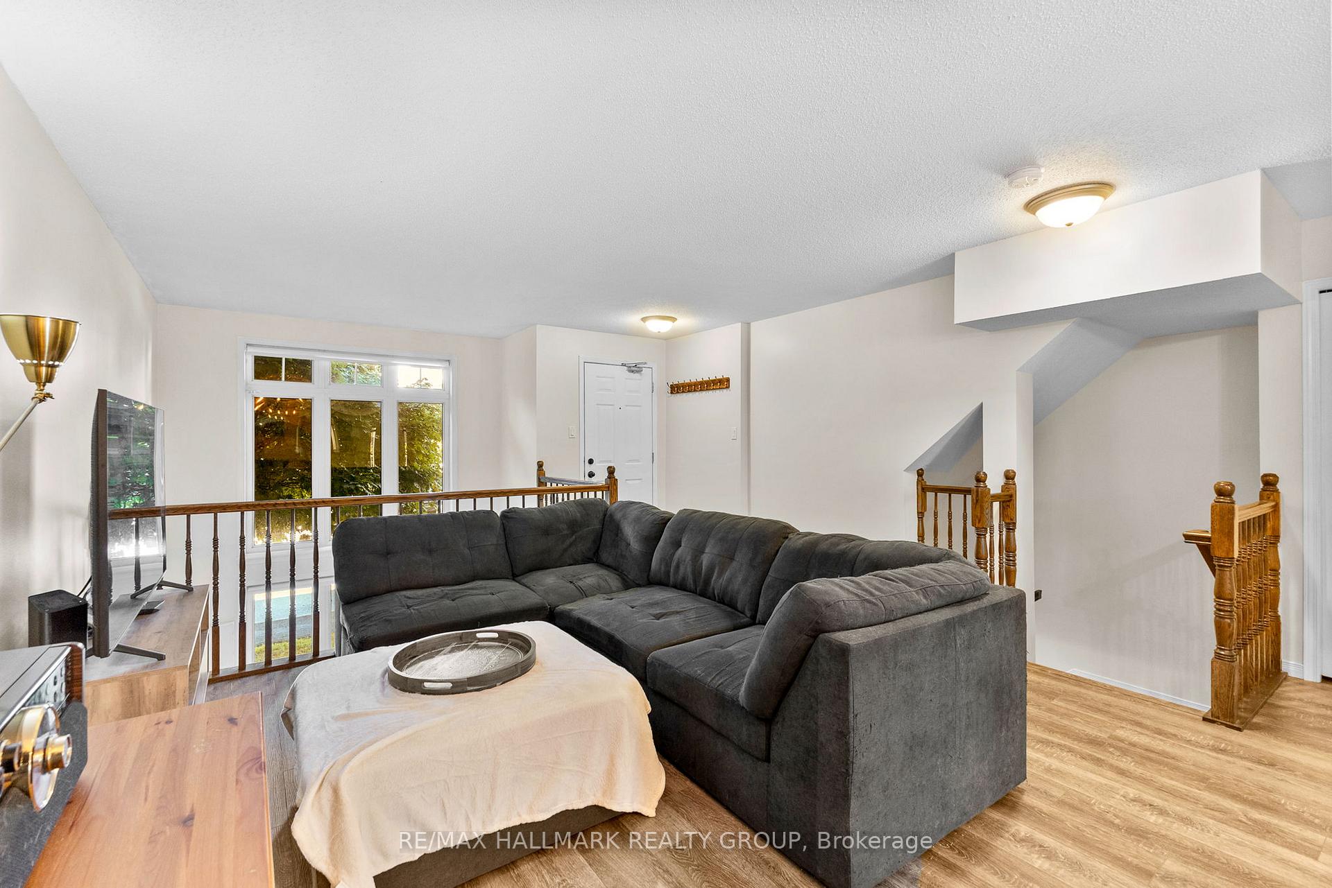 Photo 4 of Unit 7, 325 Elite Private, Ottawa, Barrhaven - Longfields — HOMEH