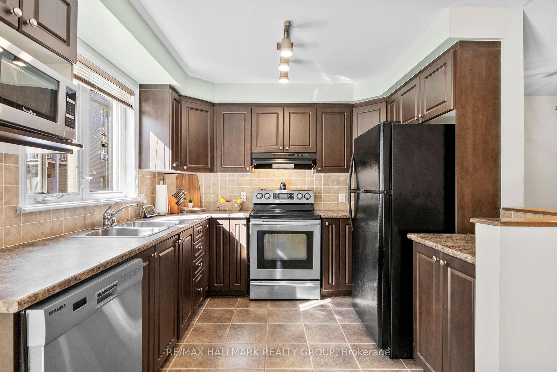 Photo 19 of Unit 7, 325 Elite Private, Ottawa, Barrhaven - Longfields — HOMEH