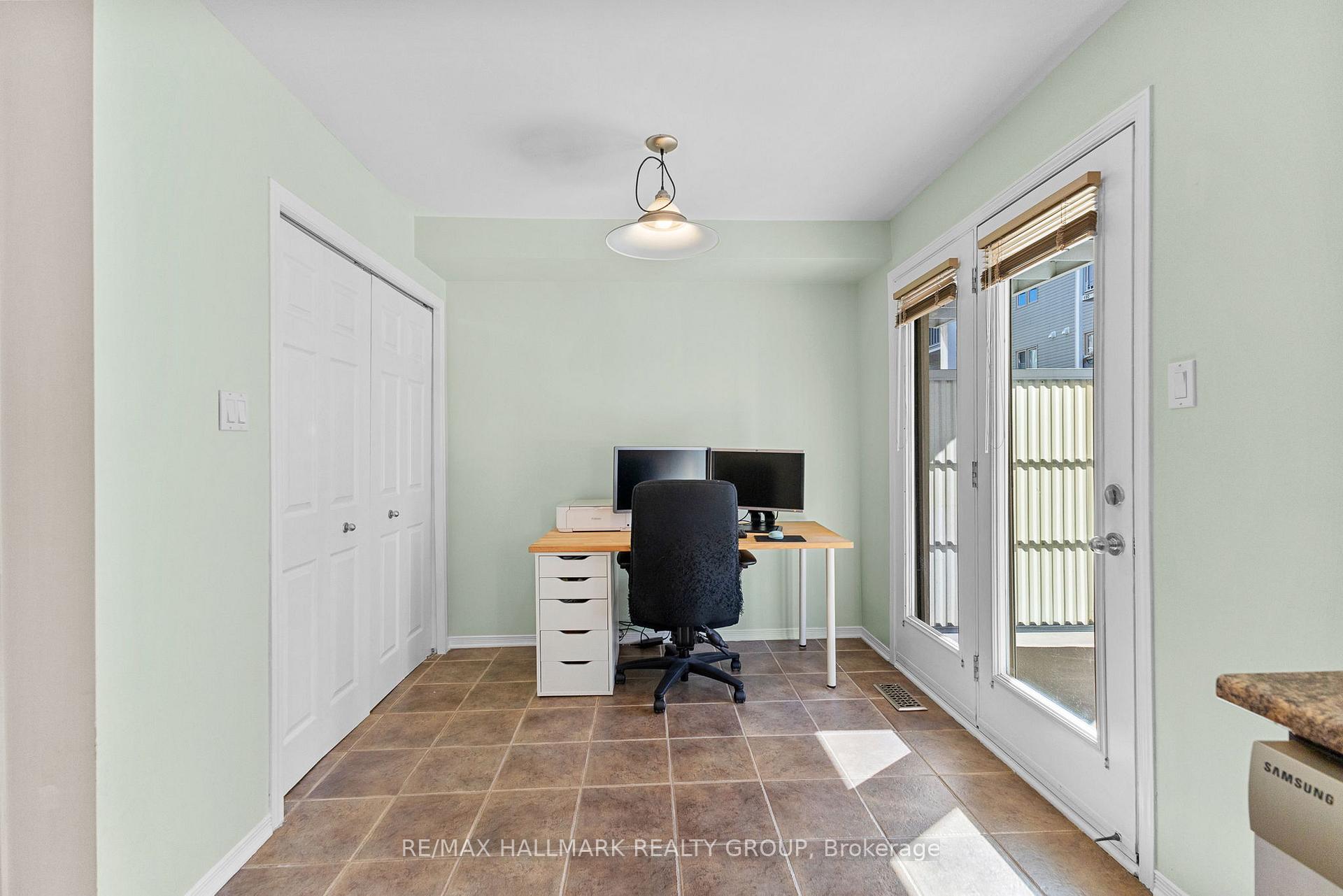 Photo 6 of Unit 7, 325 Elite Private, Ottawa, Barrhaven - Longfields — HOMEH