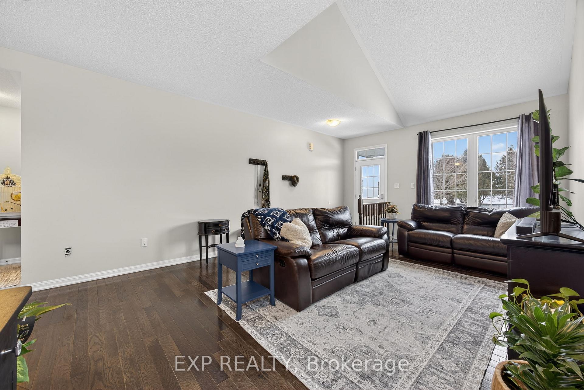 Photo 39 of Unit 4, 24 Providence Way, Wasaga Beach — HOMEH