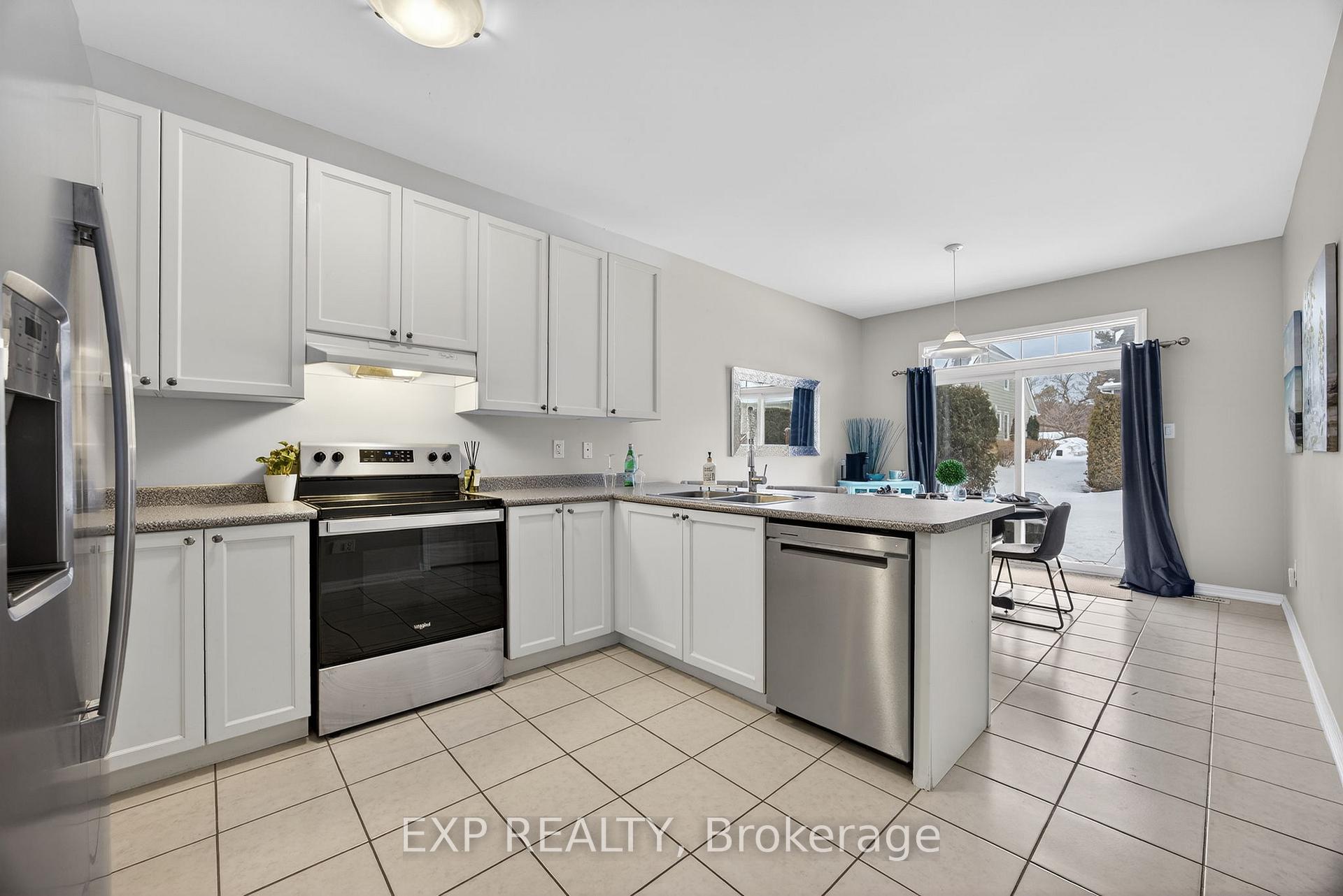 Photo 16 of Unit 4, 24 Providence Way, Wasaga Beach — HOMEH