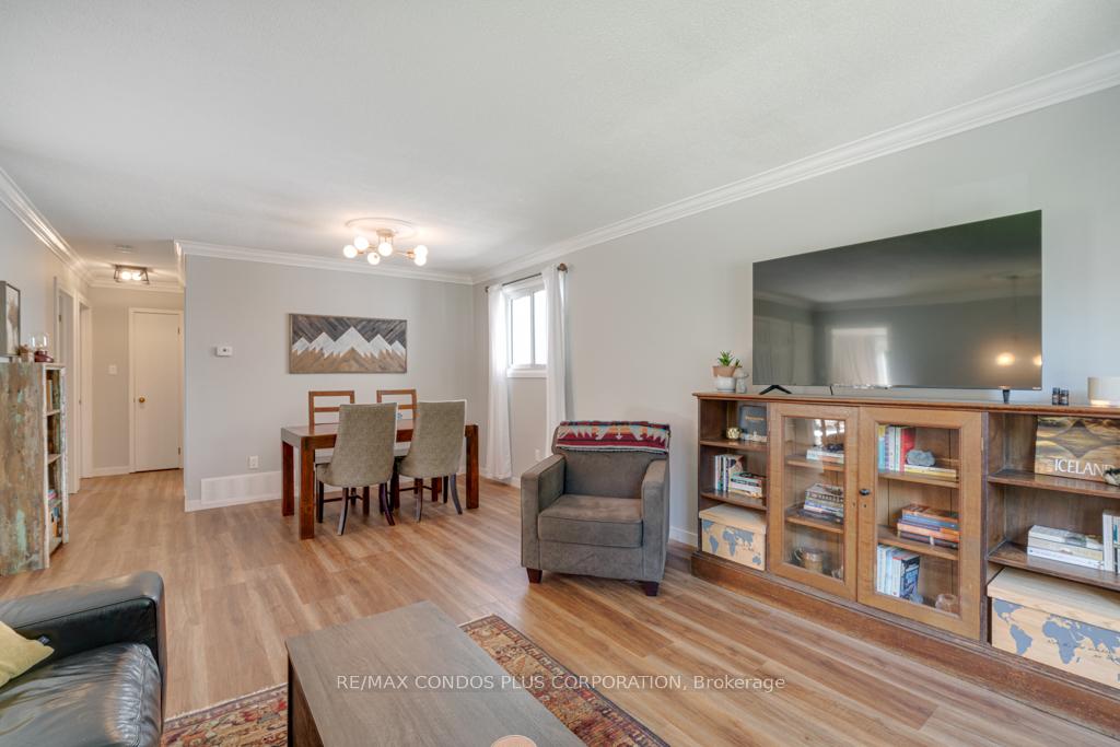 Photo 6 of 577 Mackechnie Crescent, Cobourg — HOMEH