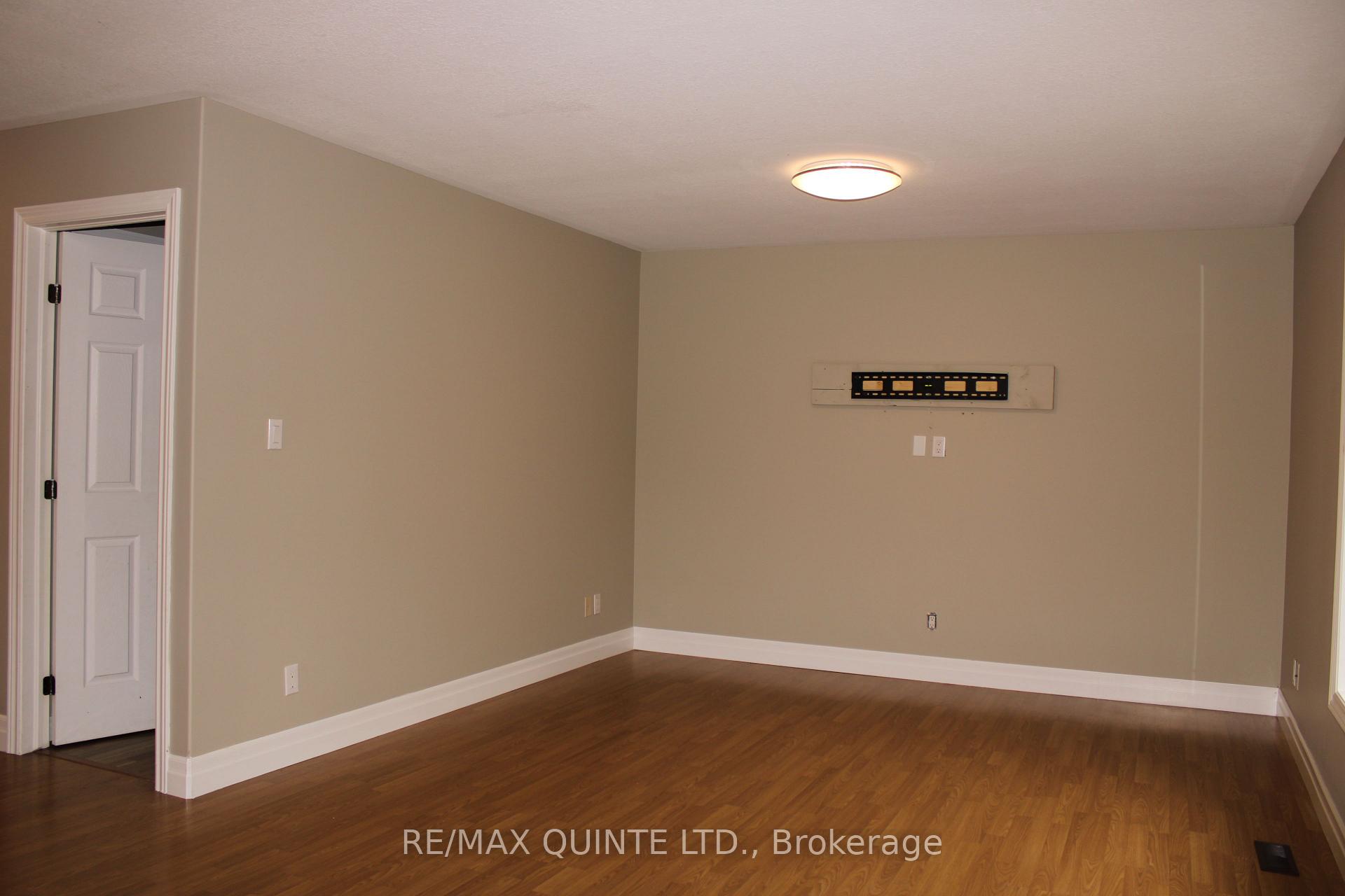 Photo 7 of 199 Nicholas Street, Quinte West, Trenton Ward — HOMEH