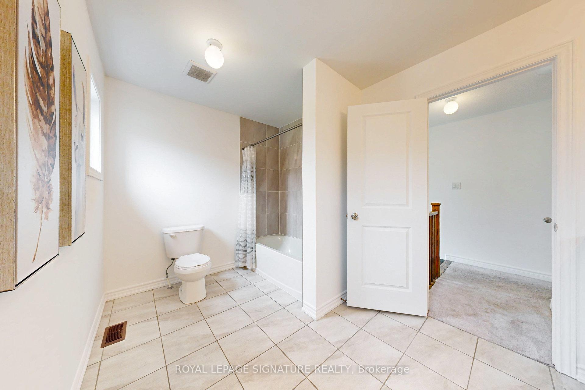 Photo 43 of 137 Elephant Hill Drive, Clarington, Bowmanville — HOMEH