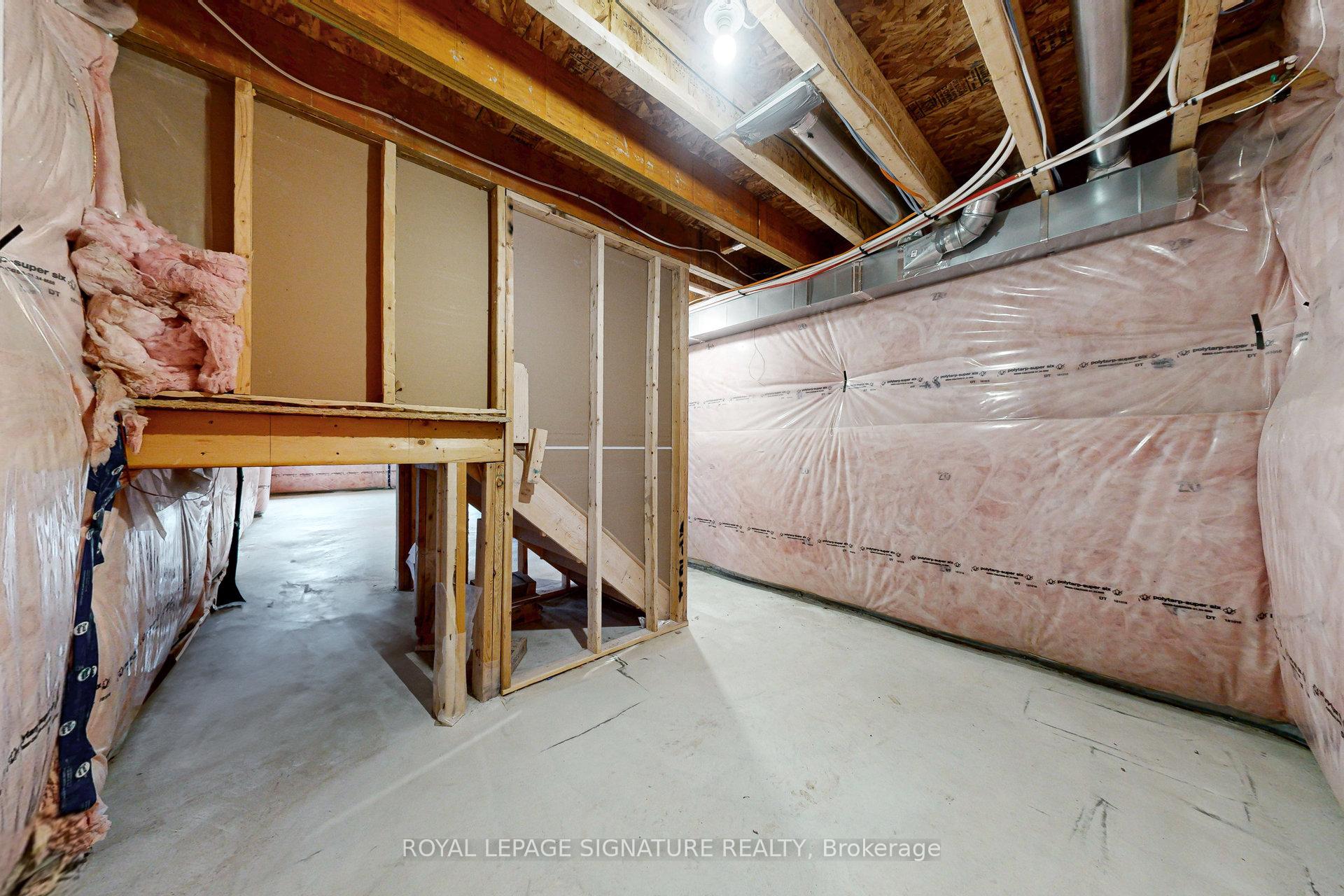 Photo 46 of 137 Elephant Hill Drive, Clarington, Bowmanville — HOMEH
