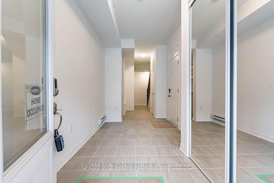 Photo 3 of 23 Melmar Street, Brampton, Northwest Brampton — HOMEH