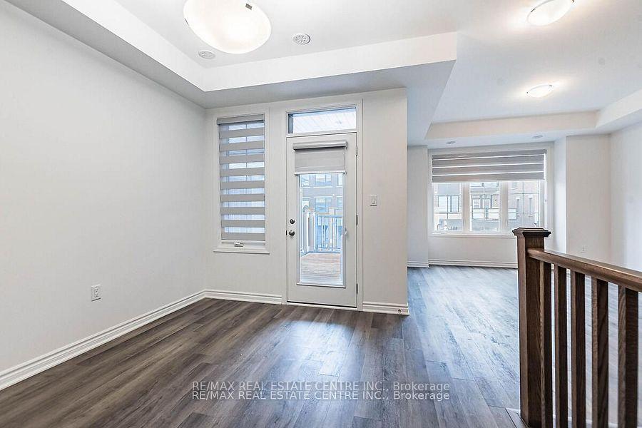 Photo 15 of 23 Melmar Street, Brampton, Northwest Brampton — HOMEH