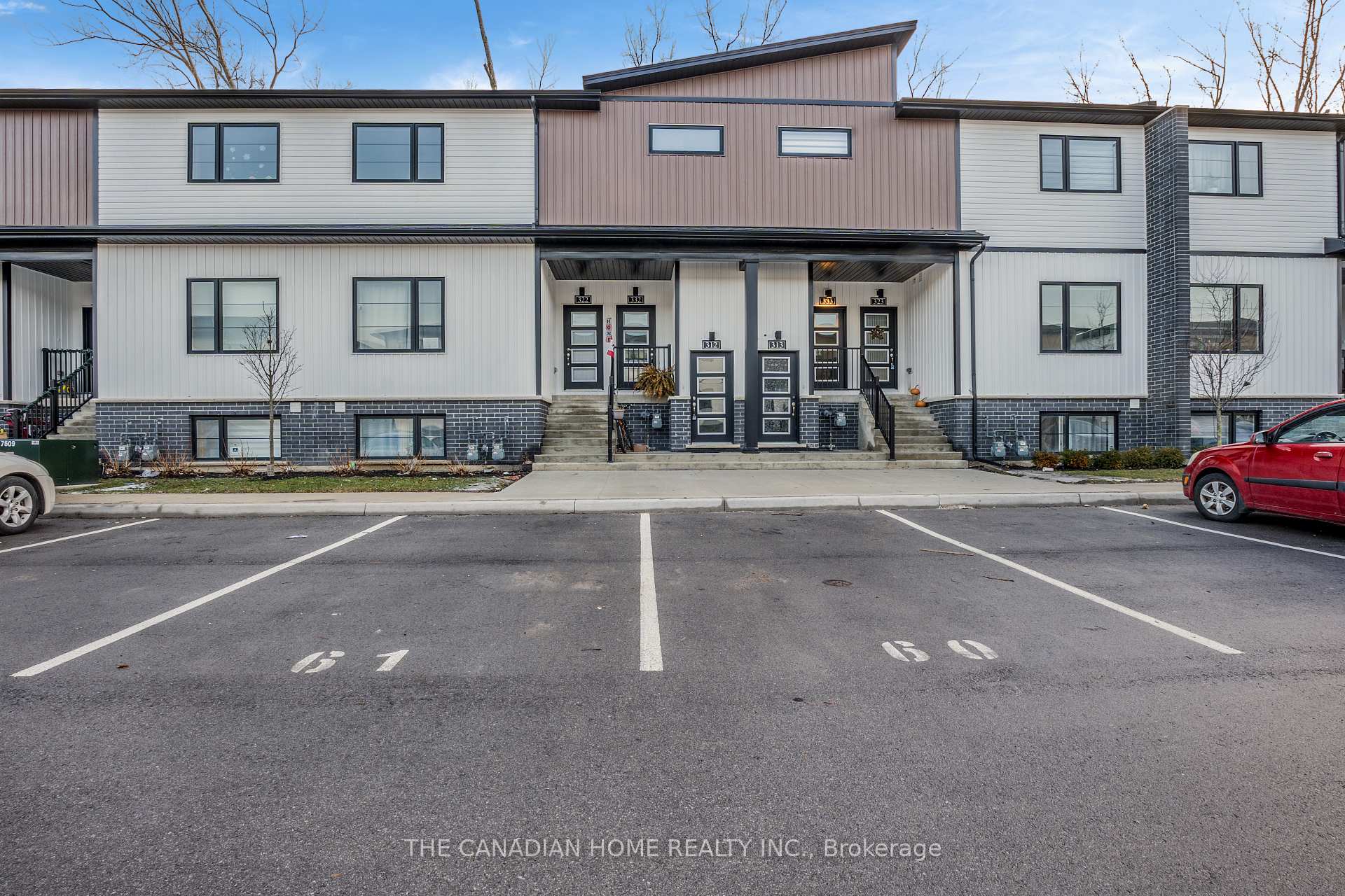Photo 1 of Unit UNIT 332, 4263 Fourth Avenue, Niagara Falls, Downtown — HOMEH