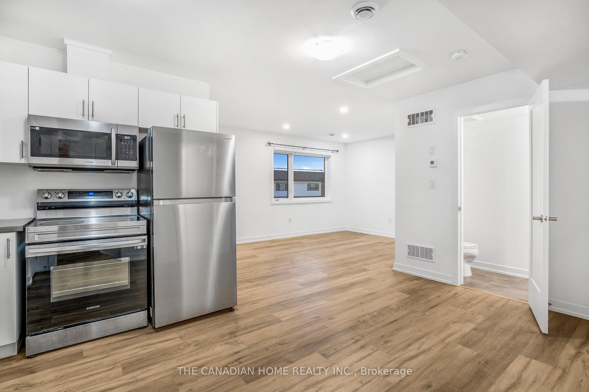 Photo 9 of Unit UNIT 332, 4263 Fourth Avenue, Niagara Falls, Downtown — HOMEH