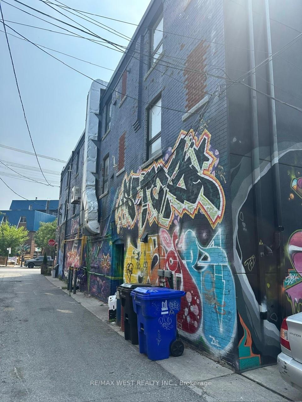 Photo 17 of Unit 3, 398 College Street, Toronto, Palmerston-Little Italy — HOMEH