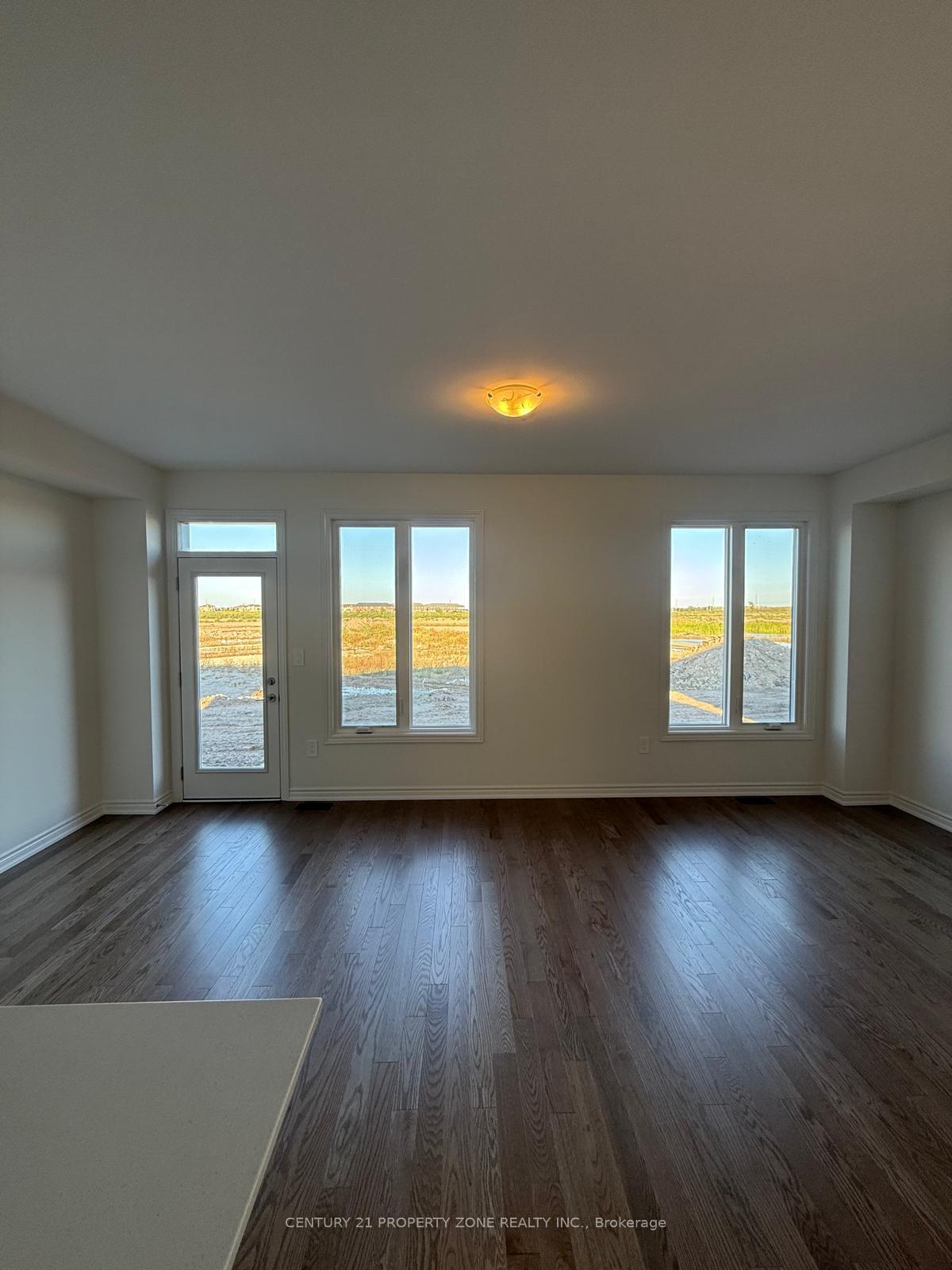 Photo 6 of 1475 Savoline Boulevard, Milton, Rural Milton West — HOMEH